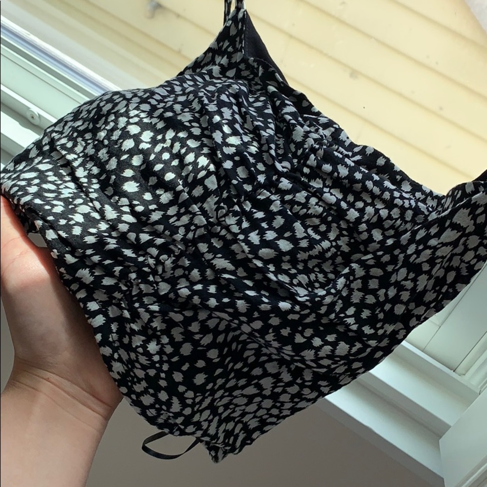NEW | Cropped Adjustable Blouse - Picture 8 of 9